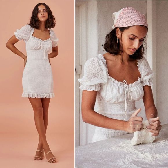 Finders Keepers Eva White Short Sleeve Smocked Mini Dress - Picture 1 of 10
